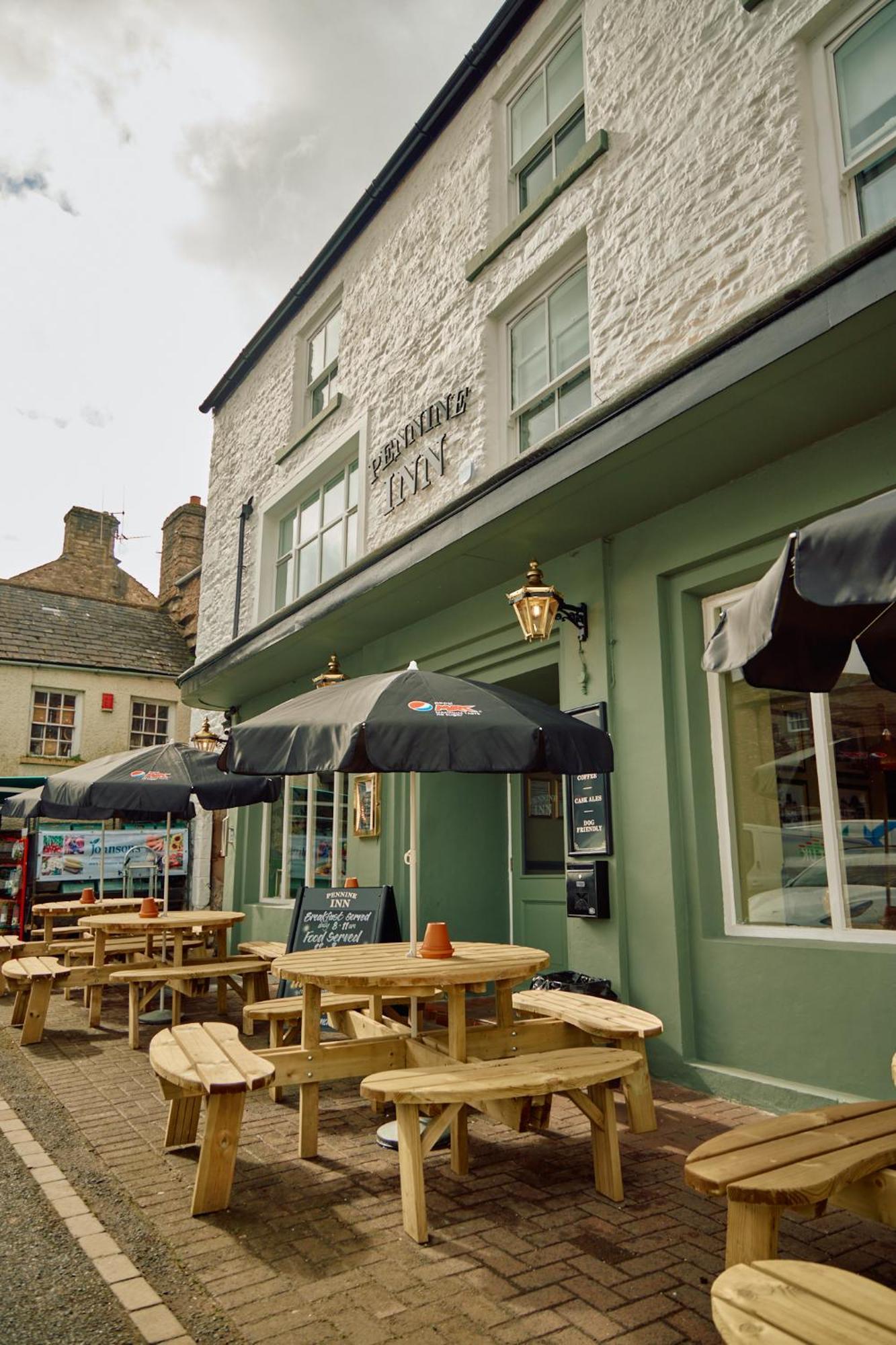 The Pennine Inn Kirkby Stephen Exterior photo